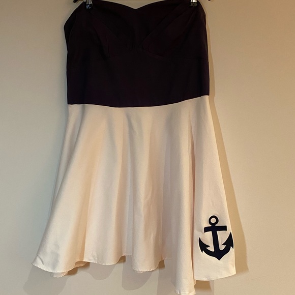 ❤️ Melissa Embroidered Anchor Vintage Dress by Dolly and Dotty ❤️ - Picture 4 of 13